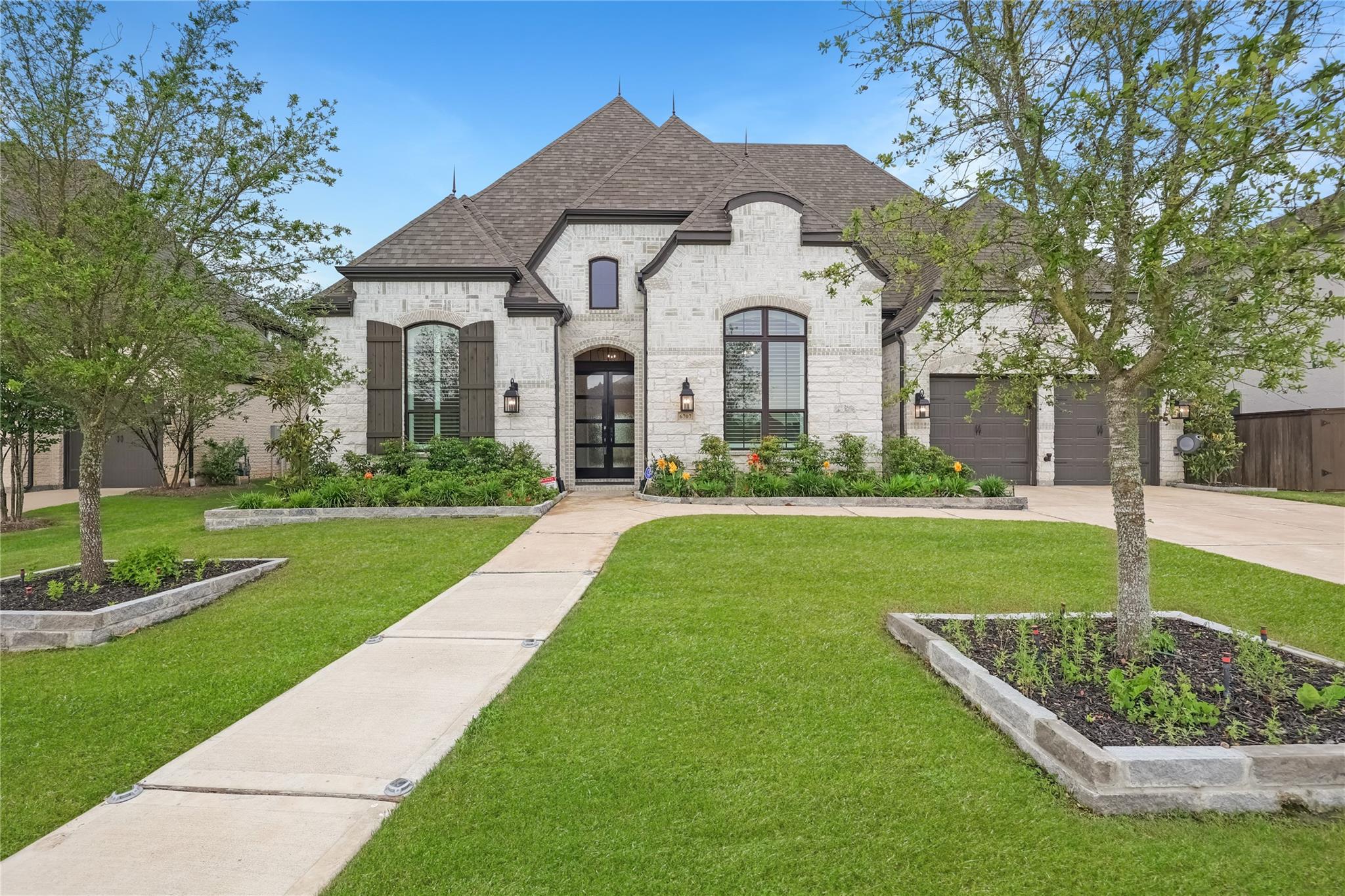 6707 Nimitz Court