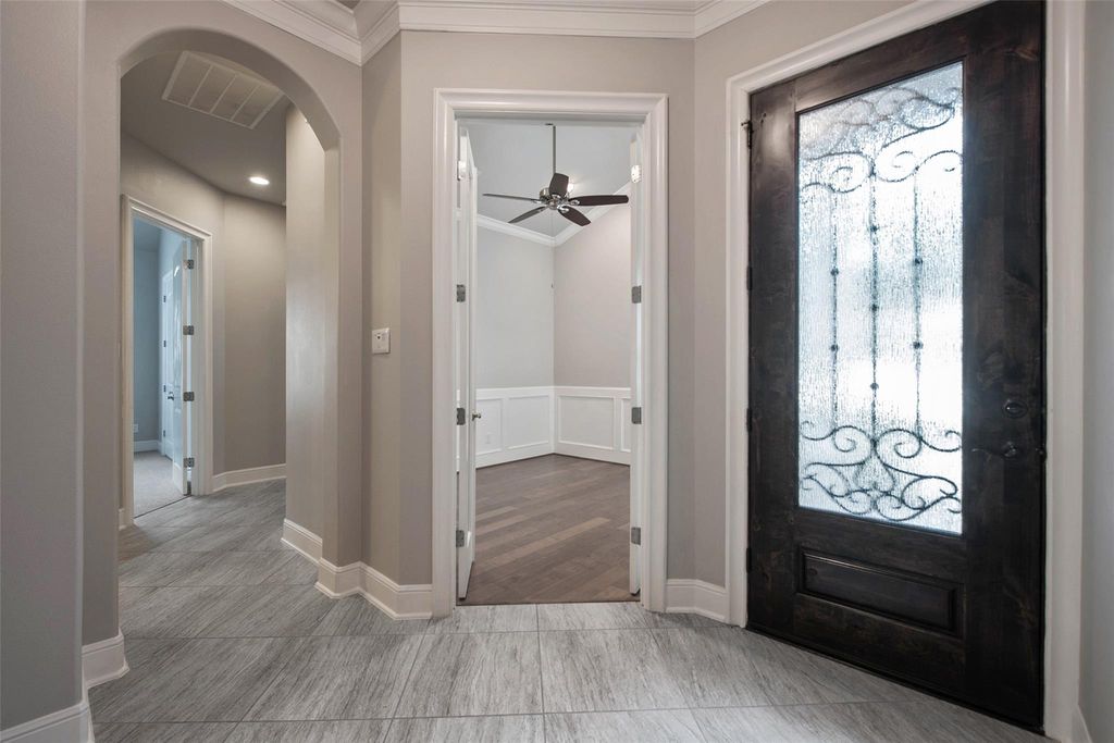 Photo of 23038 Creek Park Drive, Spring, TX 77389 (MLS # 9014349)