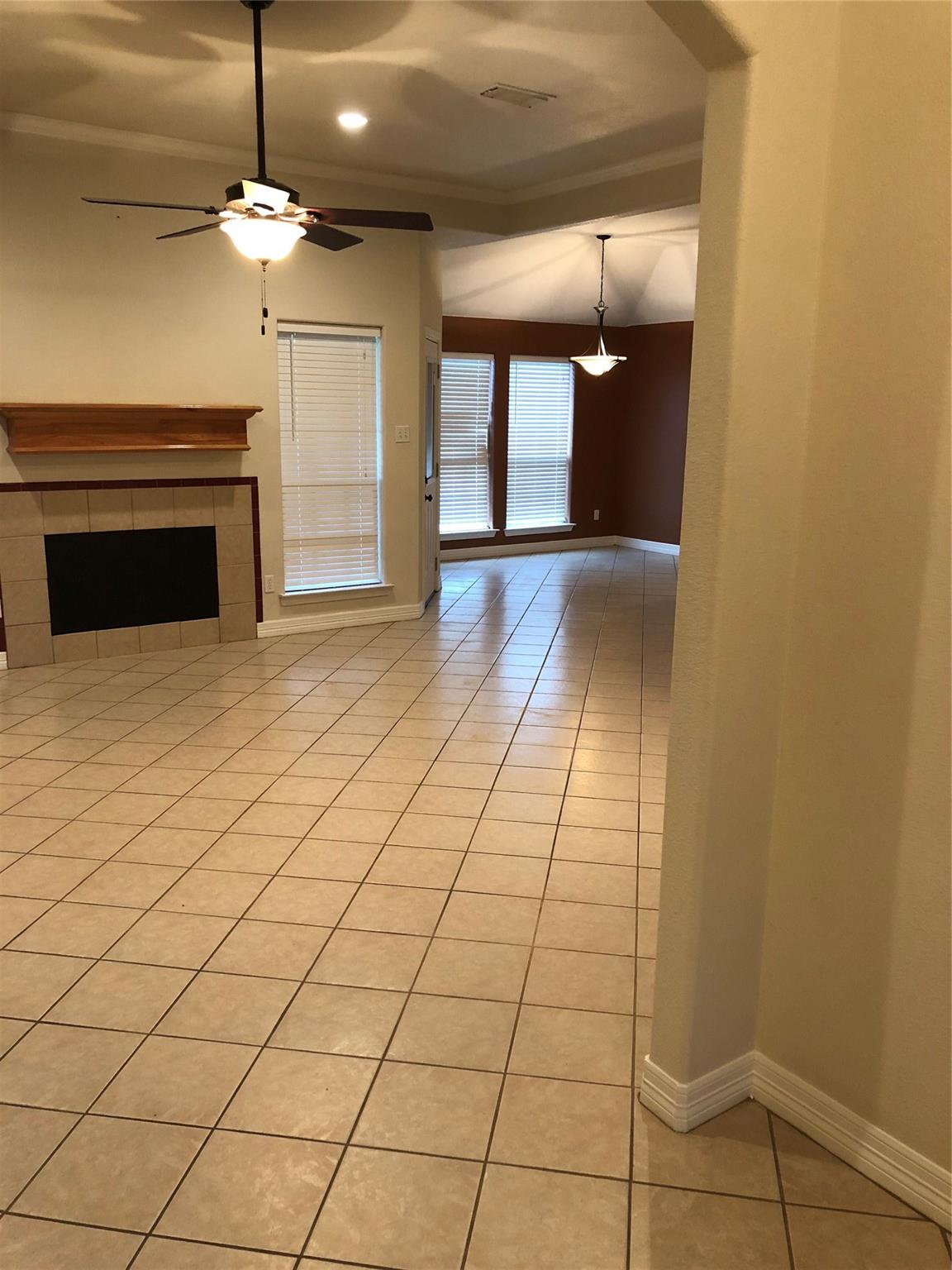 13322 Colton Lane