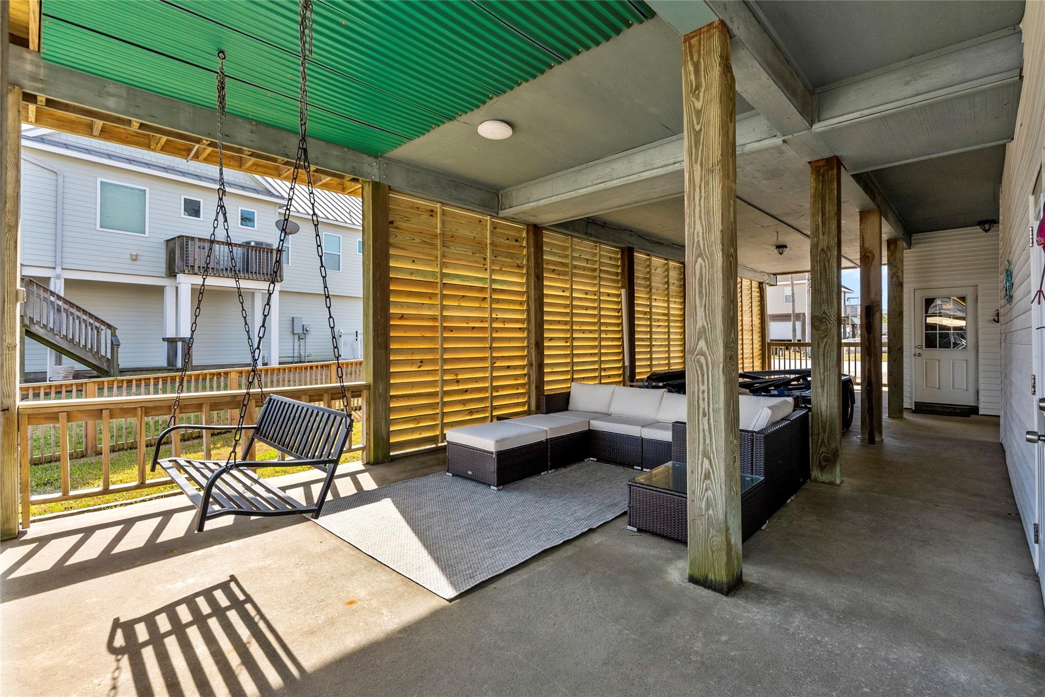 518 Paradise Drive
