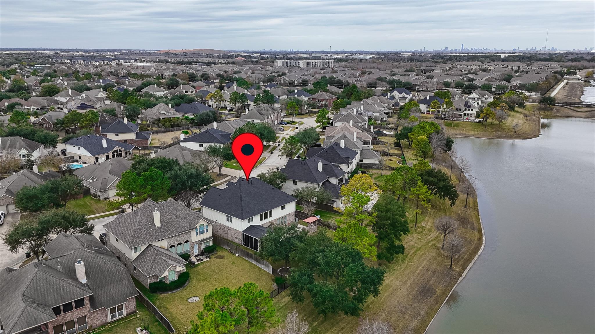 2211 Signal Hill Drive