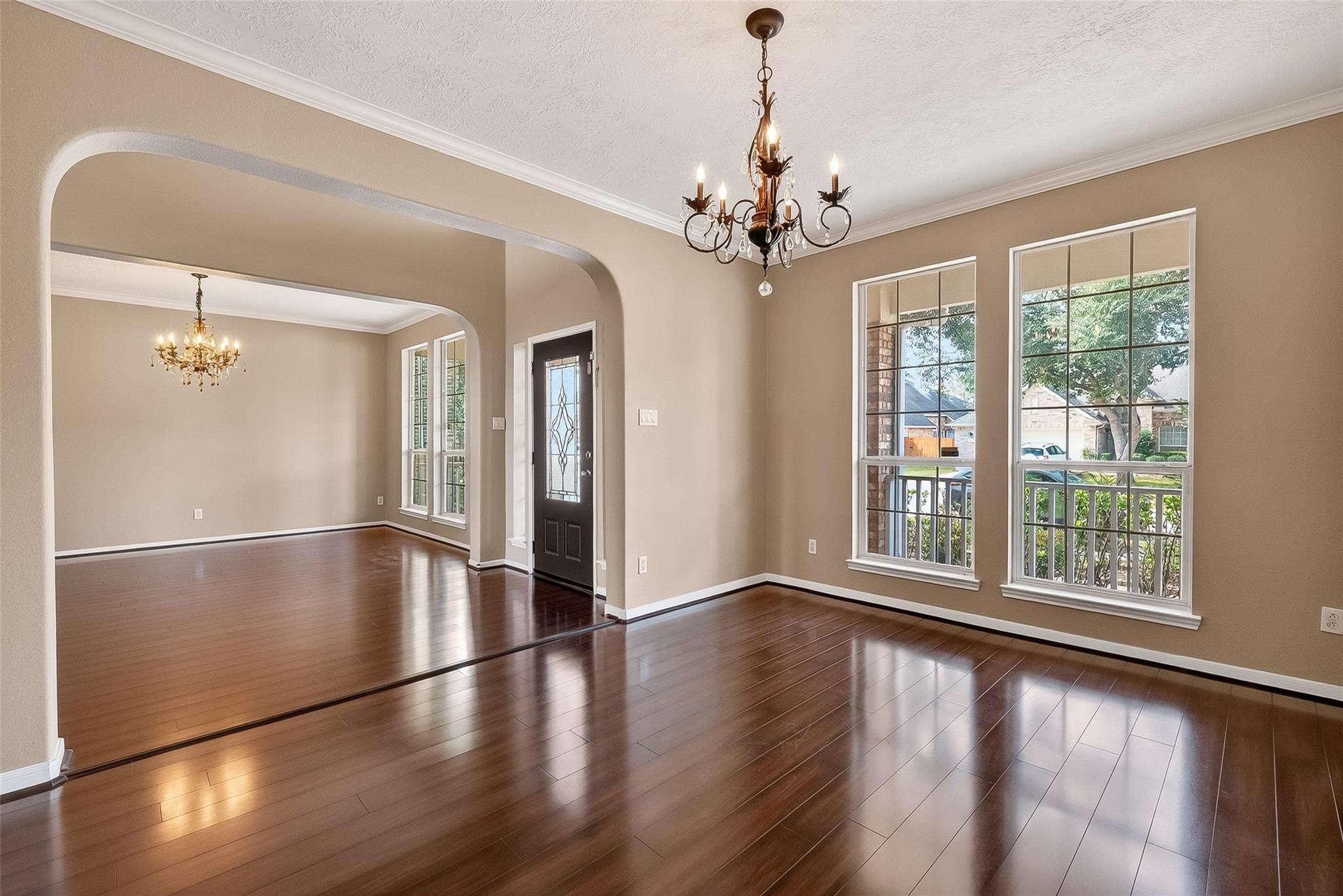 2211 Signal Hill Drive