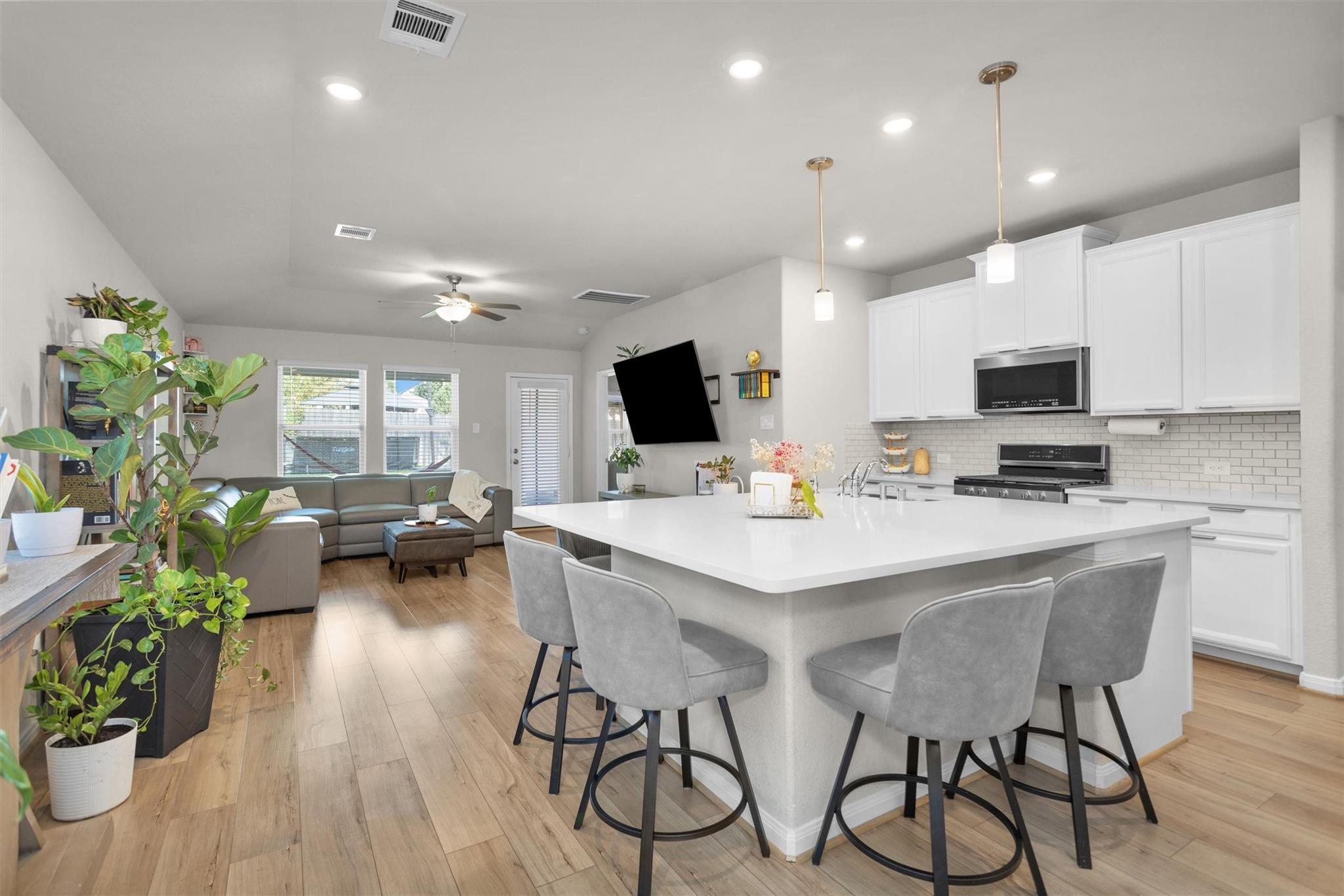 18544 Meadow Point Lane