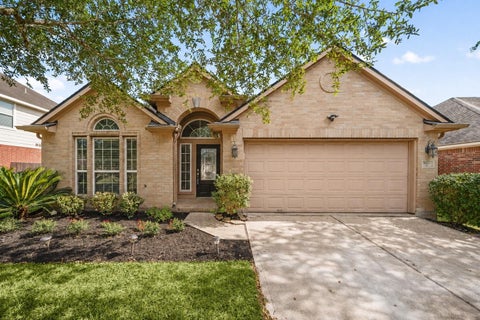 Photo of 10422 Antelope Alley, Missouri City, TX 77459 (MLS # 42100393)