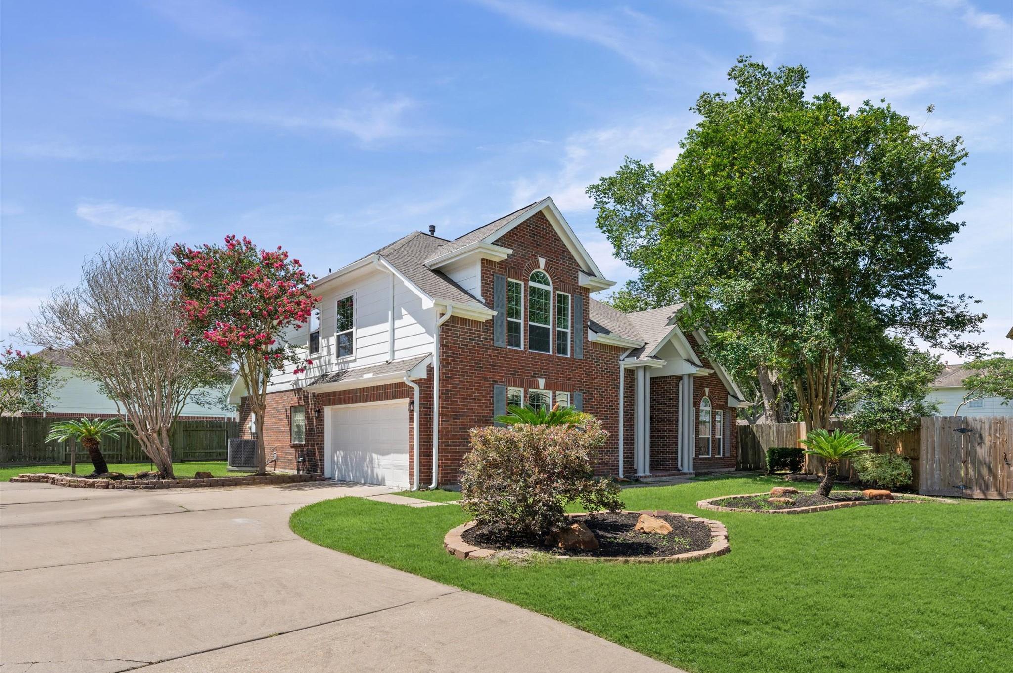 1813 Oakland Circle