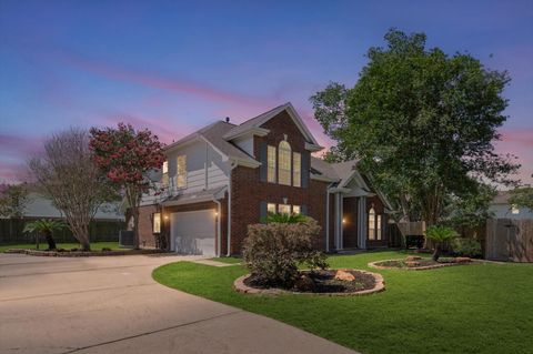 Photo of 1813 Oakland Circle, Pearland, TX 77581 (MLS # 42866462)