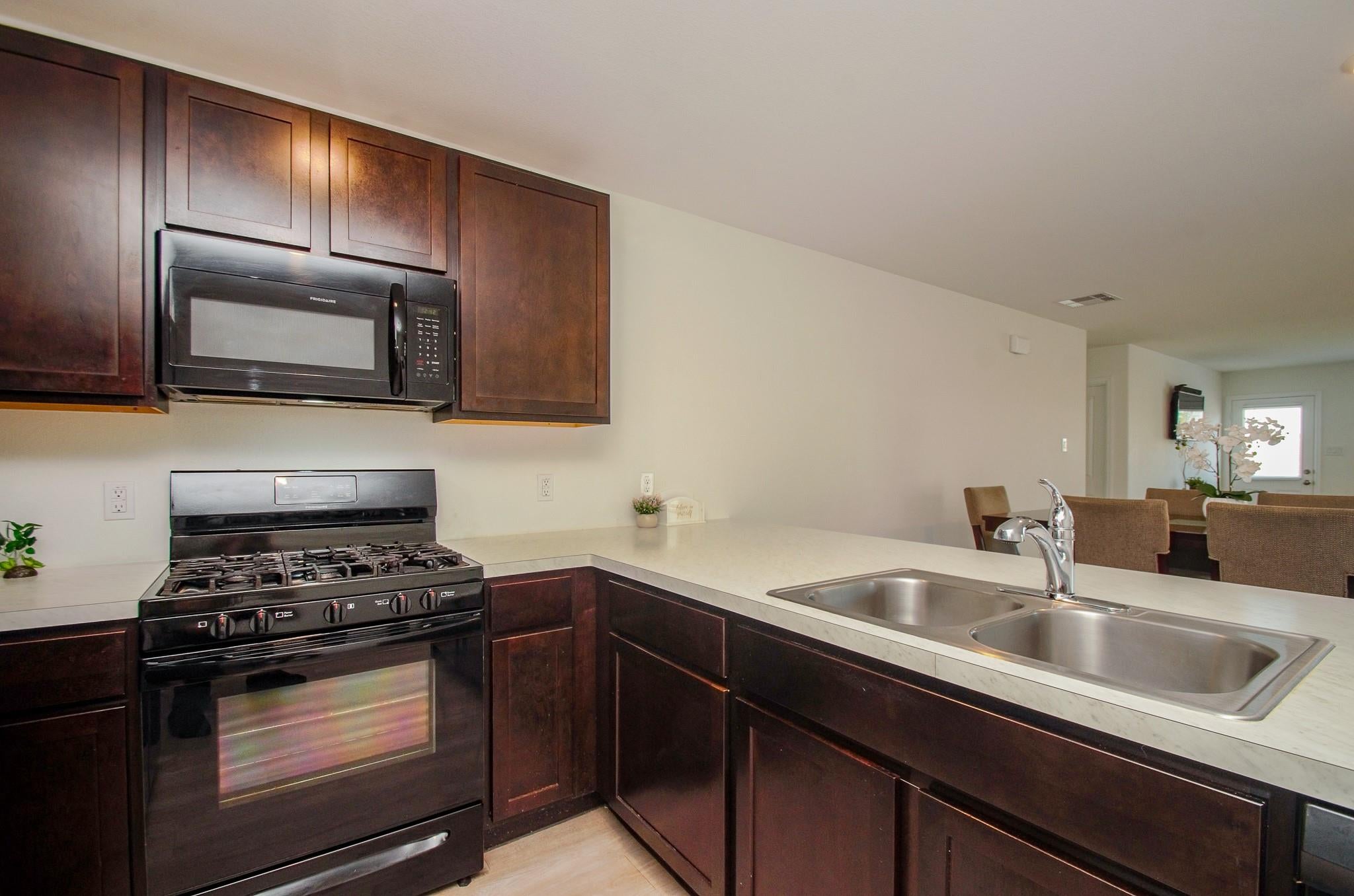 4355 Palmetto Grove Lane