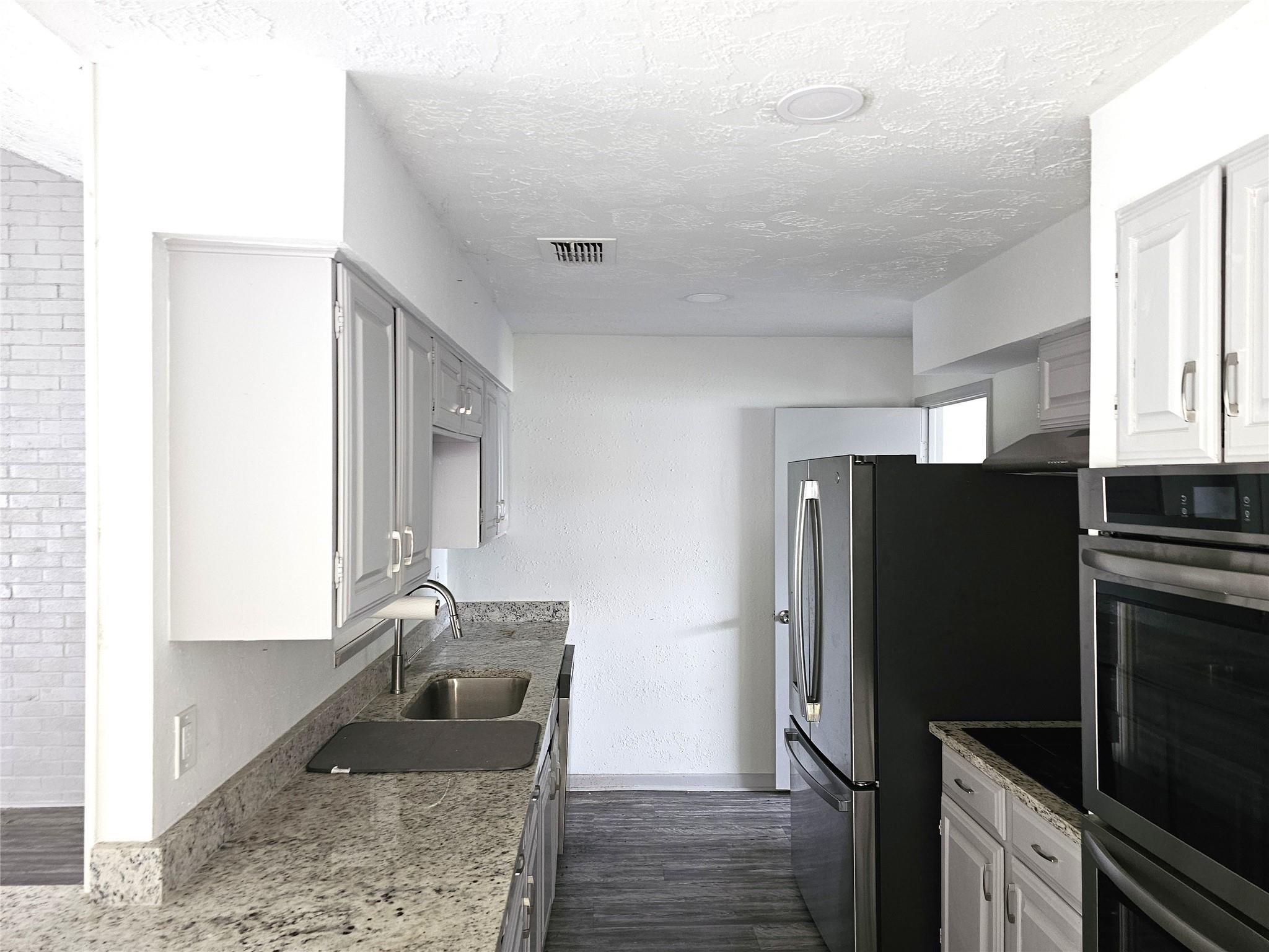 6927 Silver Star Drive