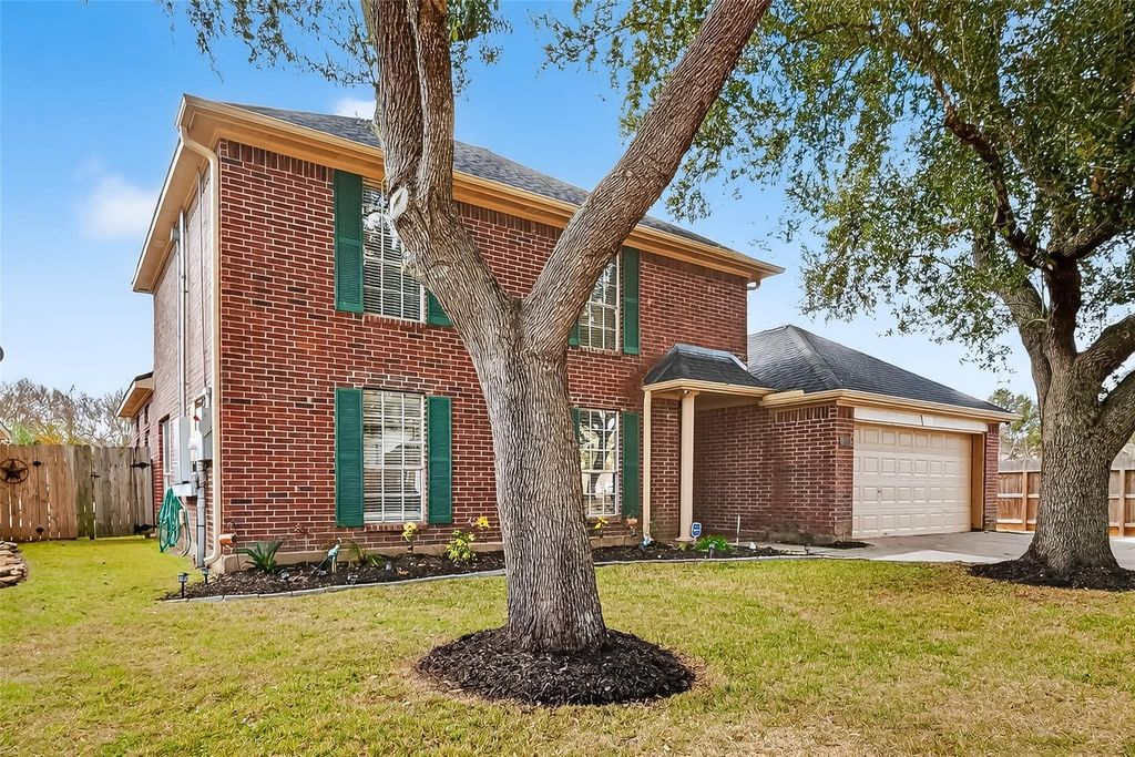 Photo of 1040 Glenview Drive, Pearland, TX 77581 (MLS # 47501051)