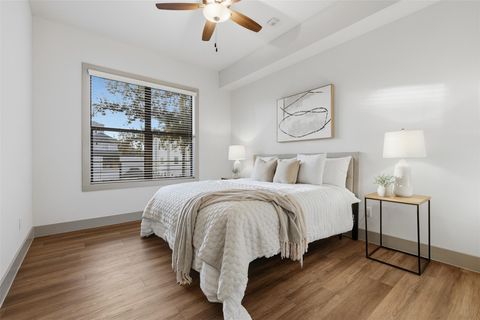 4509 Mount Vernon Street 8 Houston TX 77006