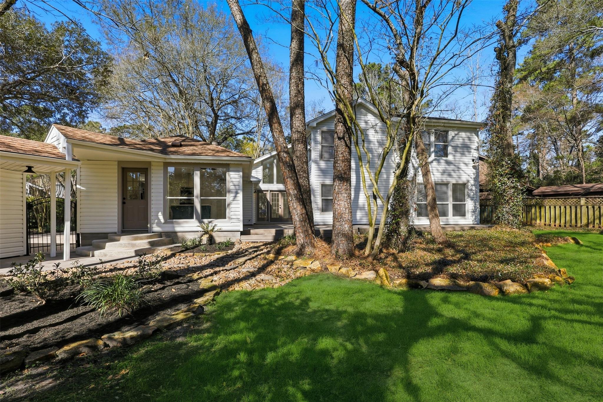 12 Rosedale Brook Court