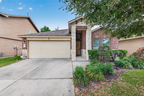 Photo of 3535 Wigeon Ridge Lane, Houston, TX 77047 (MLS # 23993782)