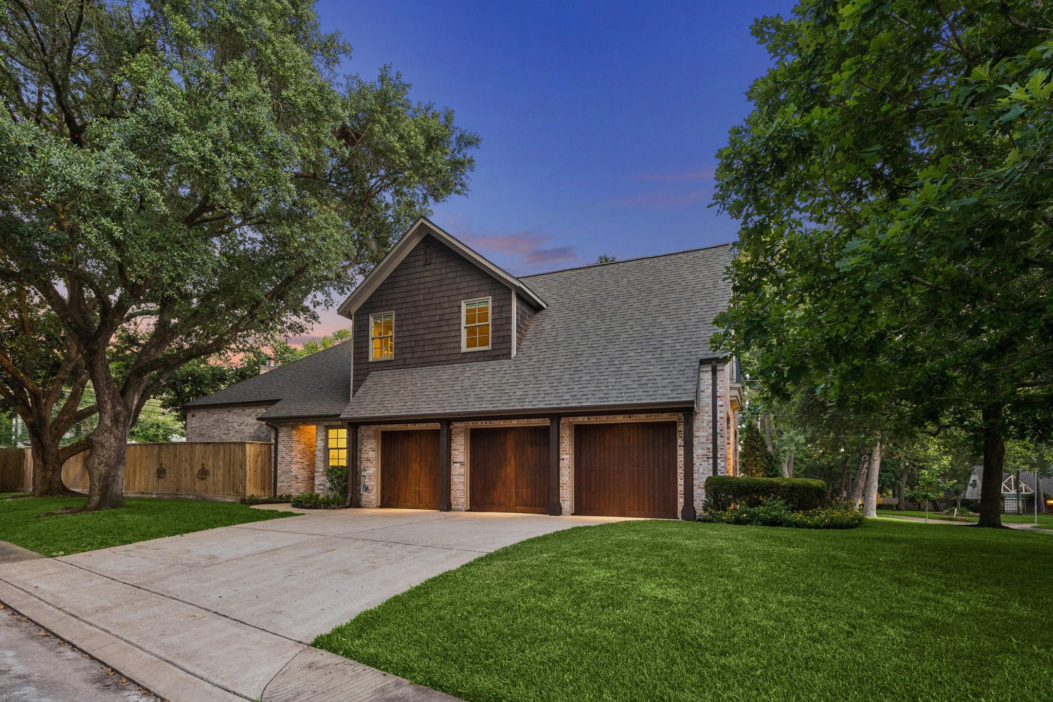 12103 Overcup Drive