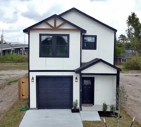 Photo of 7101 Weyburn Street #C, Houston, TX 77028 (MLS # 80941942)