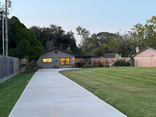 920 W Galveston Street
