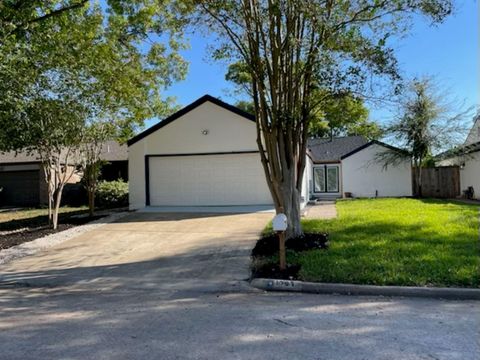 Photo of 1383 Beaujolais Lane, Houston, TX 77077 (MLS # 48346873)