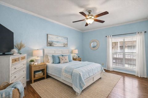 Tiny photo for 921 Marine Drive #223, Galveston, TX 77550 (MLS # 25038029)