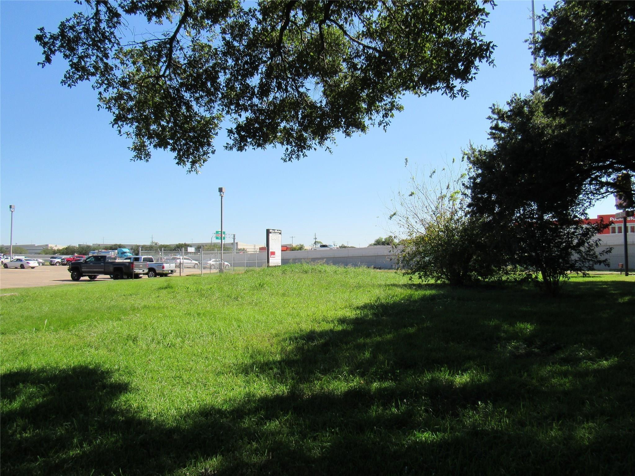 3735 Red Bluff Road