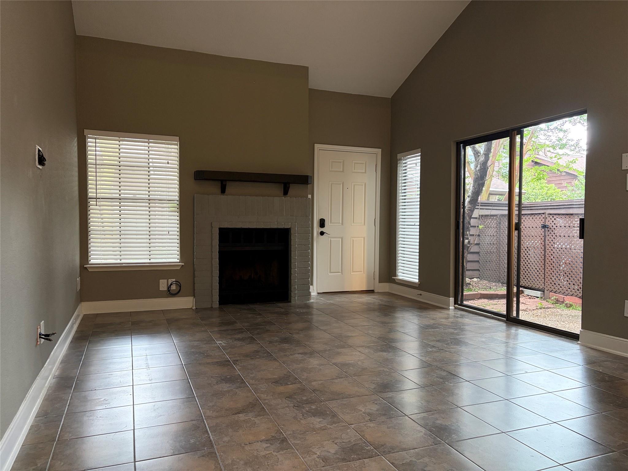 2611 Grants Lake Boulevard 181
