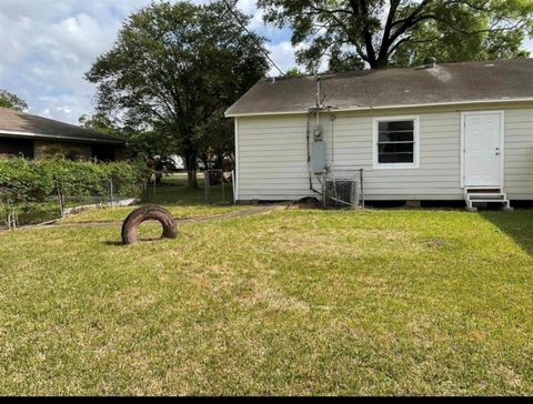 Photo of 13429 Bandera Street #B, Houston, TX 77015 (MLS # 93258860)
