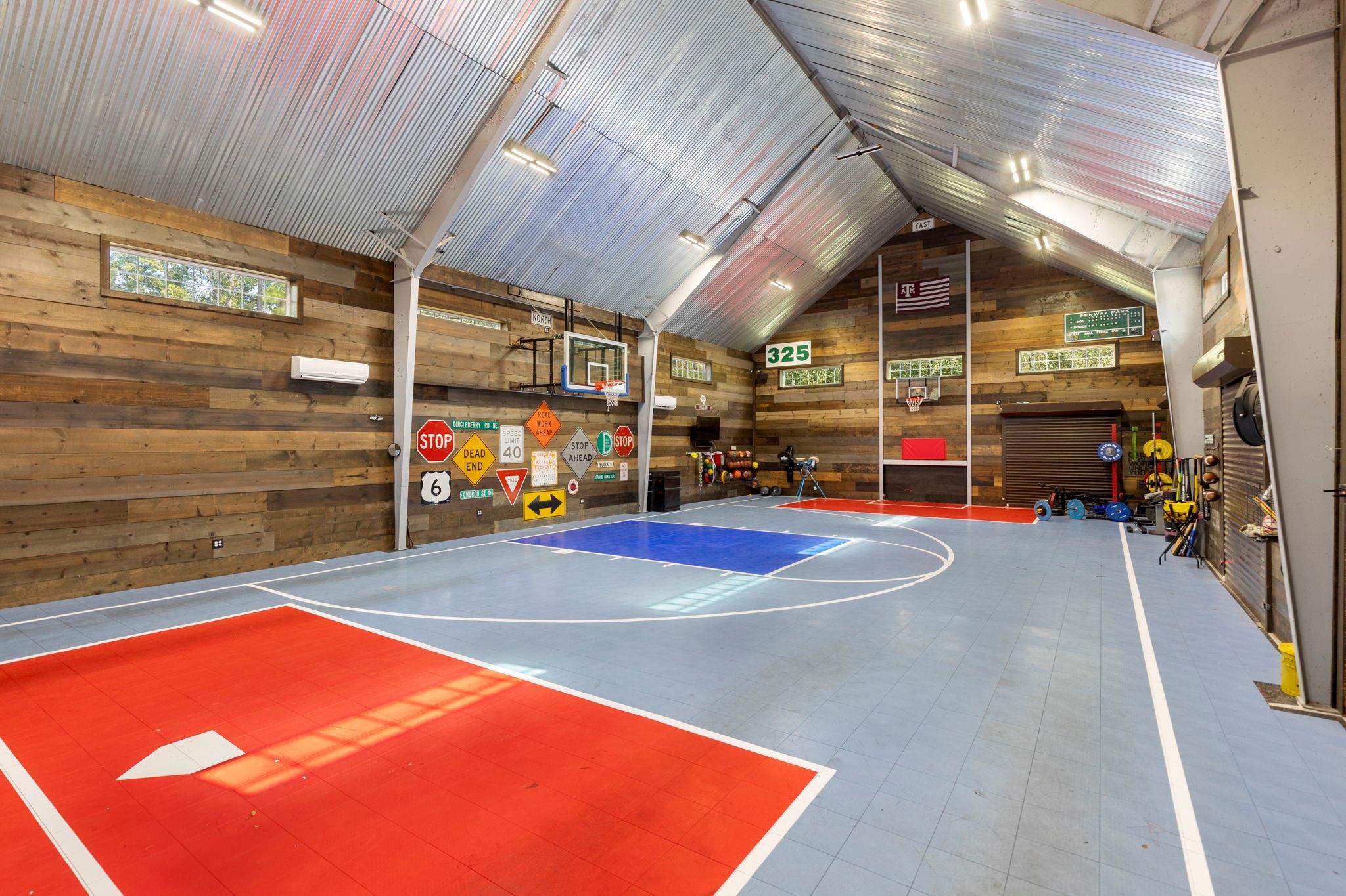 5338 Pine Wood Hills Court