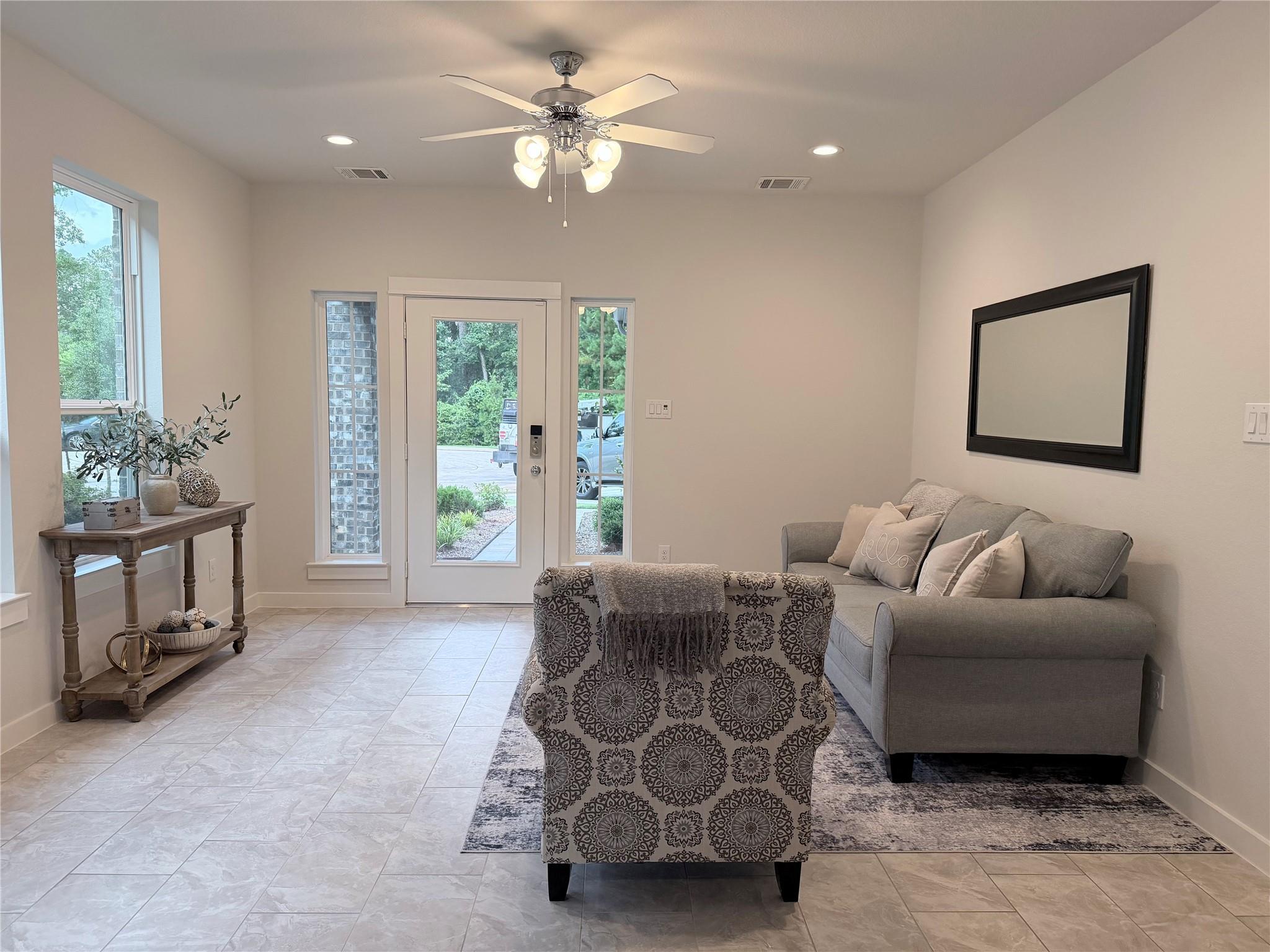 40203 Bay Warbler Way