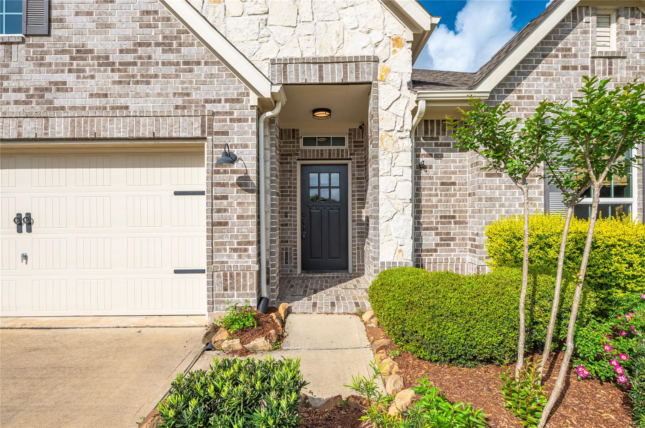 1851 Belle Place