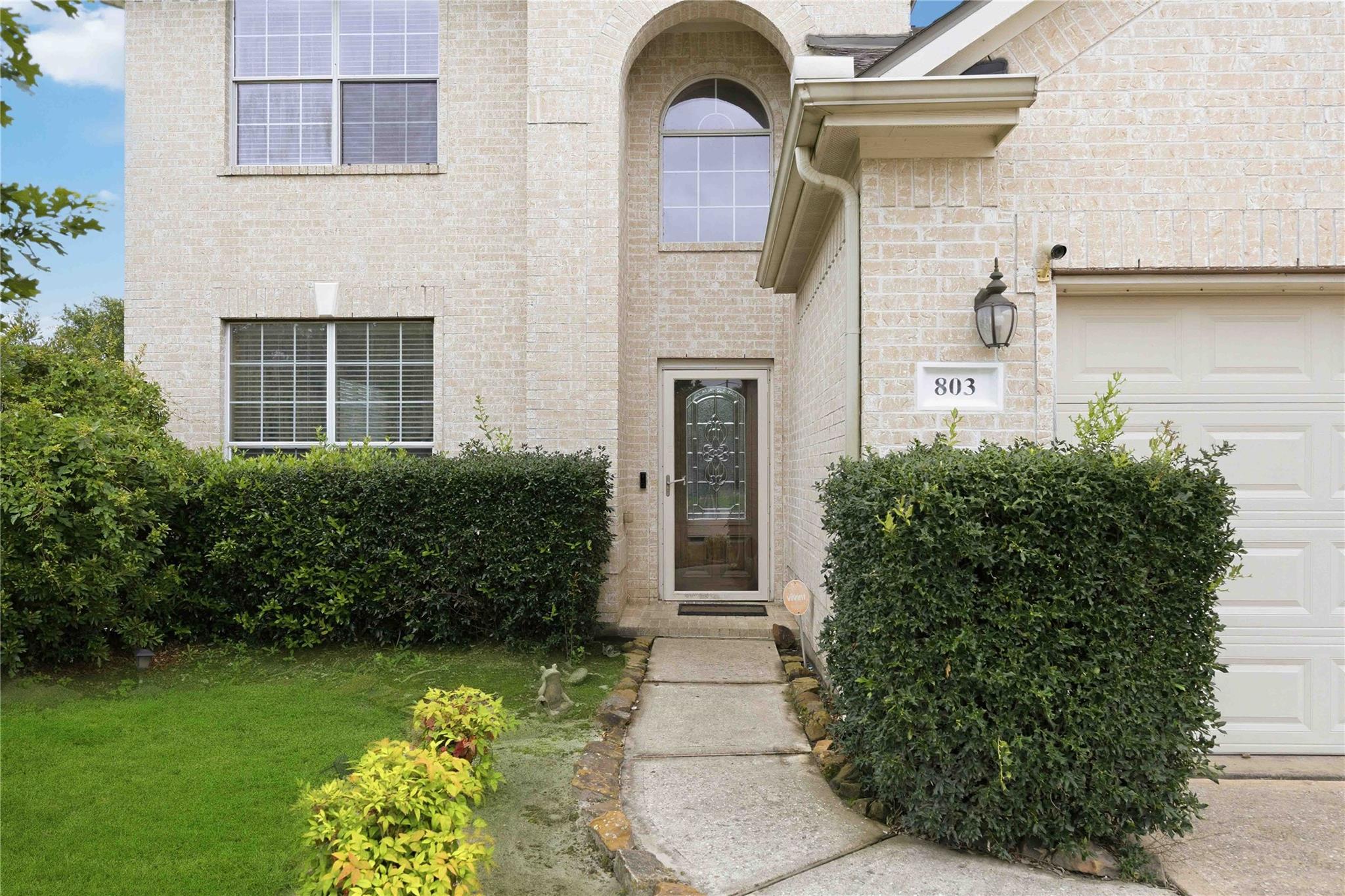 803 Northridge Terrace Lane