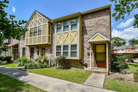 Photo of 10488 Hammerly Boulevard #81, Houston, TX 77043 (MLS # 29790736)