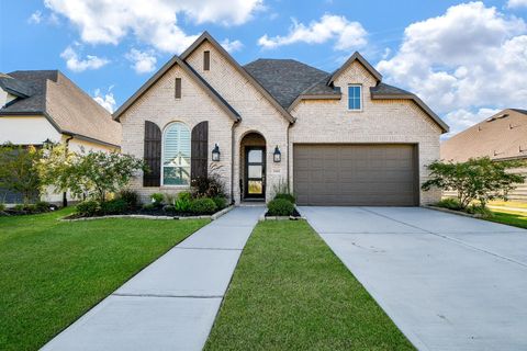 Photo of 5102 Pomegranate Path, Manvel, TX 77578 (MLS # 64532425)