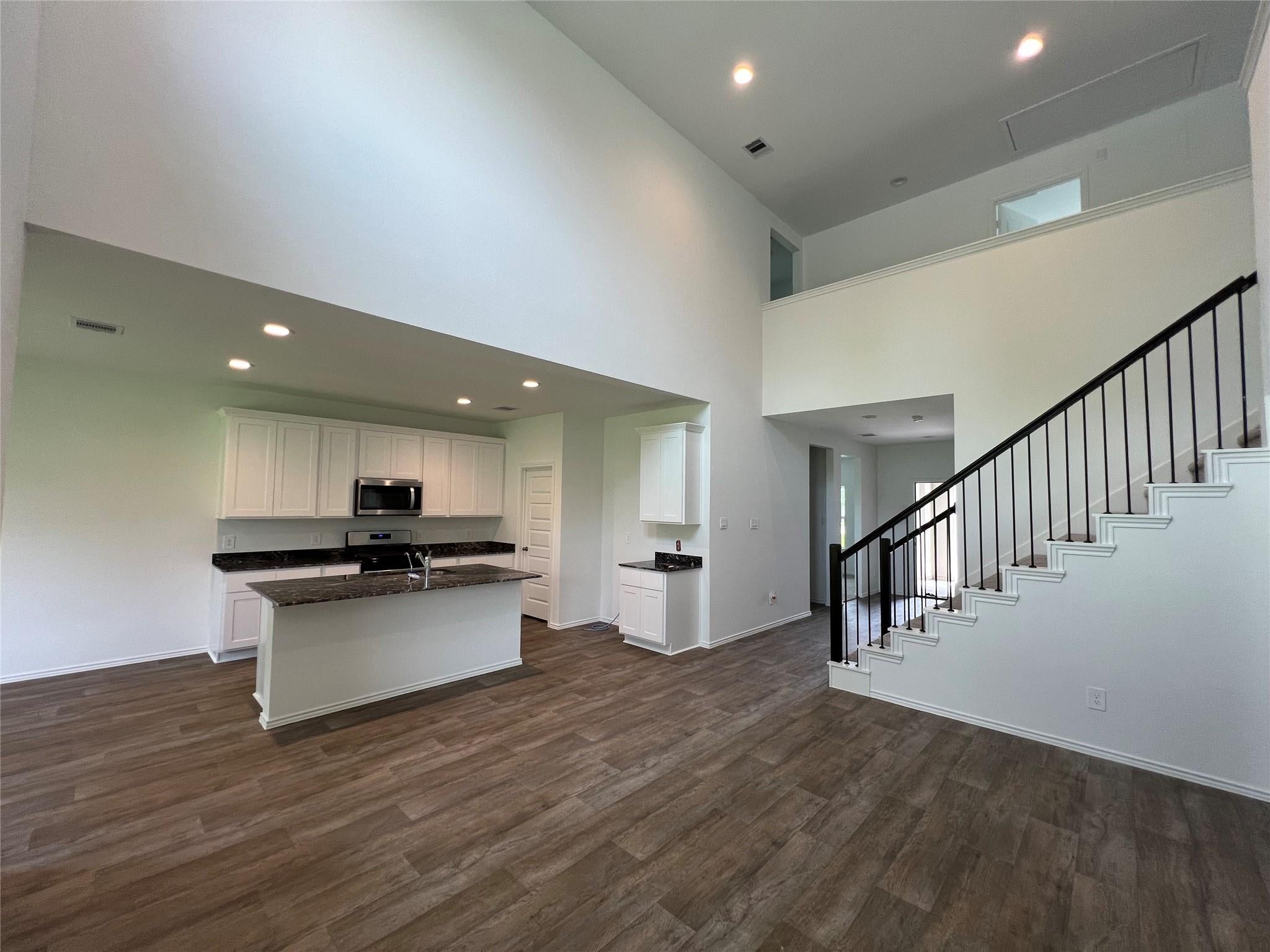 2712 Bryan Grove Lane