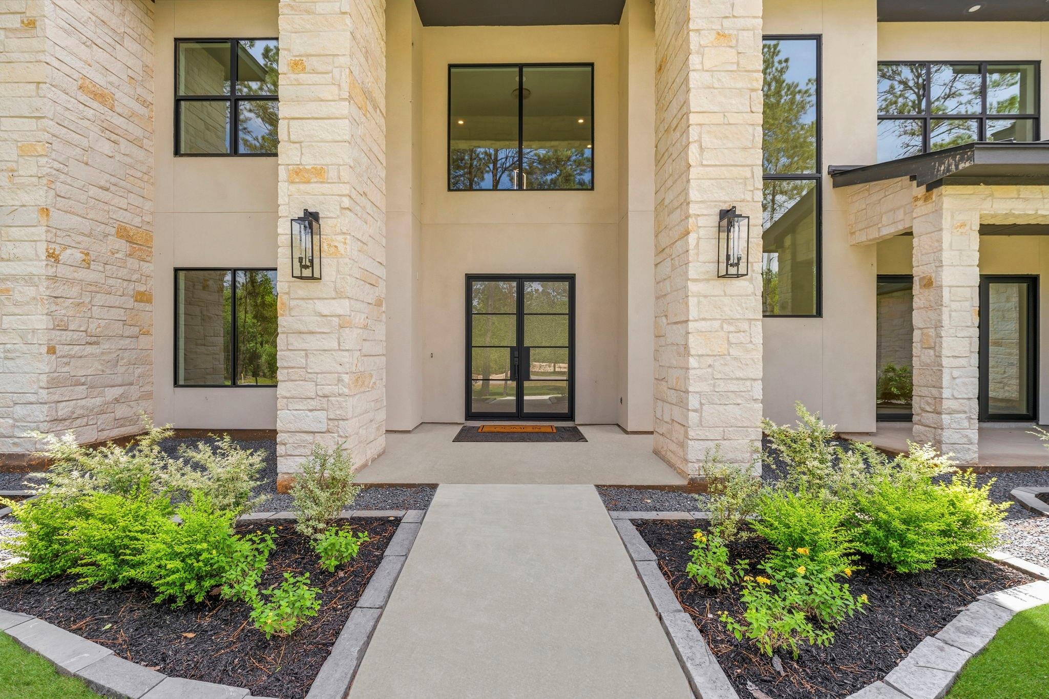 25053 Seguin Trail