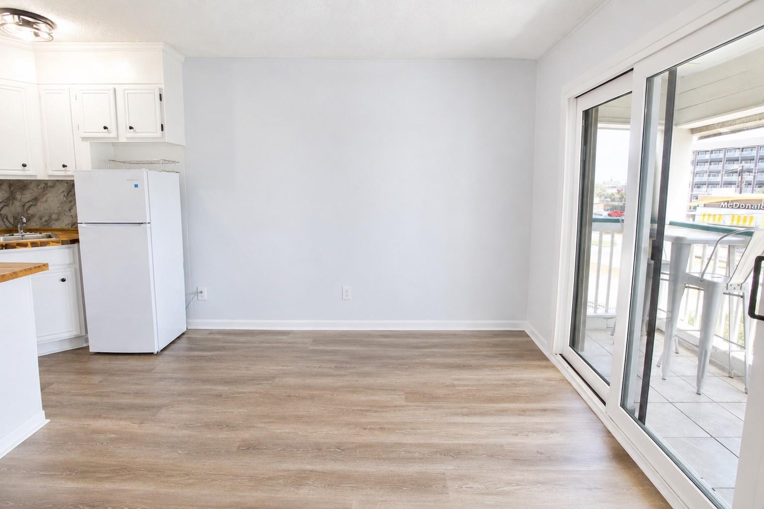 6102 Seawall Boulevard 213