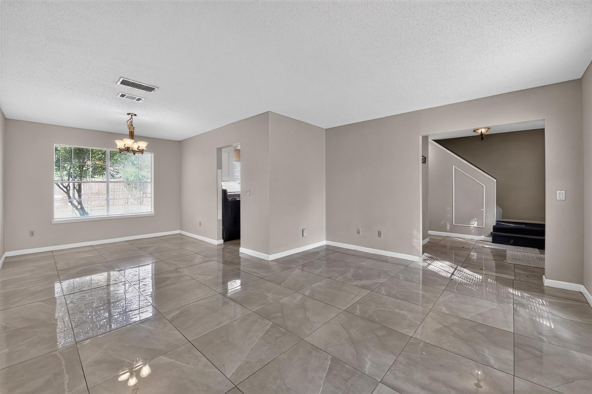 3423 Green Fields Drive