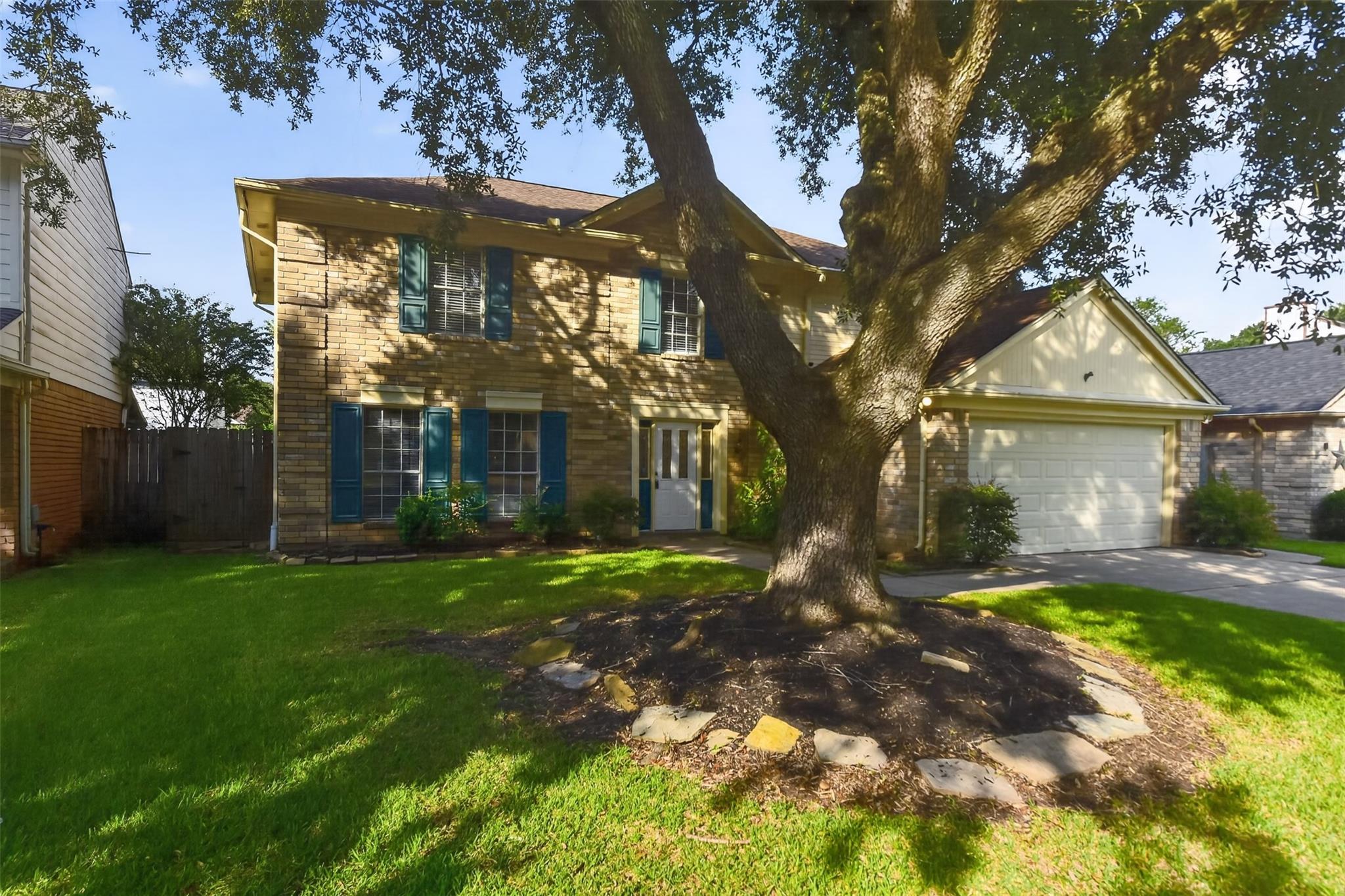 3423 Green Fields Drive