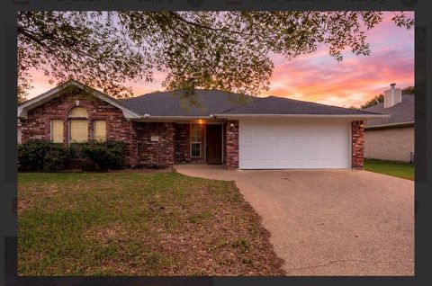 4802 Treadgold Lane Bryan TX 77802