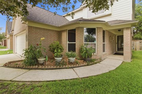 Photo of 11702 Silent Elm Street, Houston, TX 77044 (MLS # 8364826)