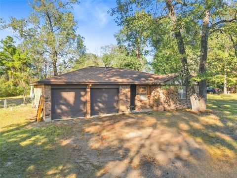 Photo of 114 San Jacinto Street, Huntsville, TX 77320 (MLS # 51220962)