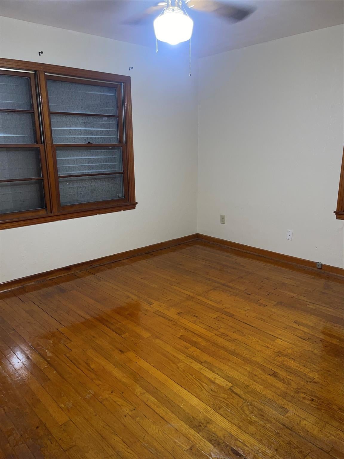 2114 Evergreen Lane