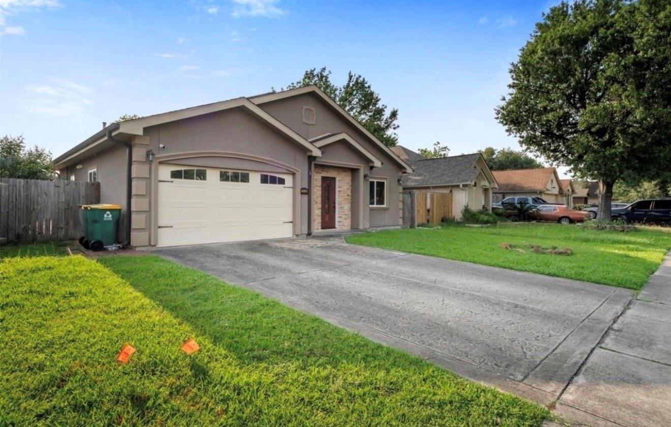 2526 Perez Road