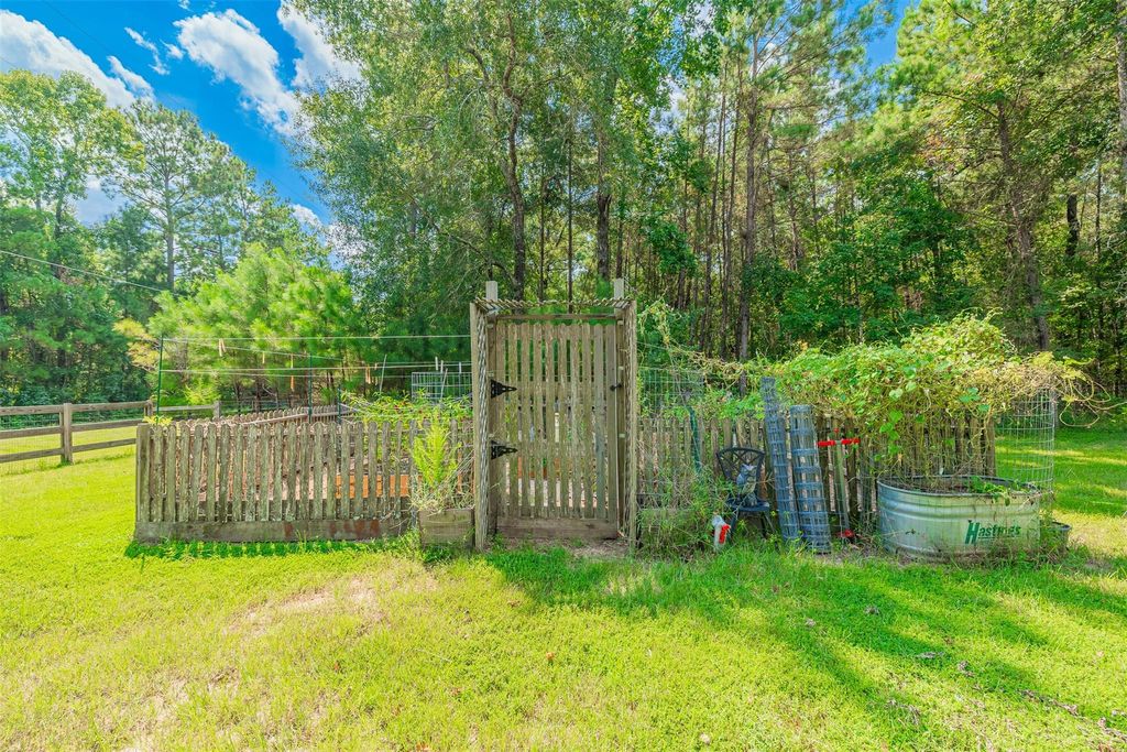 Photo of 30711 Carrington Drive, Magnolia, TX 77354 (MLS # 33409450)