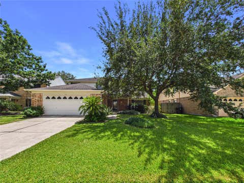 Photo of 814 Lochnell Drive, Houston, TX 77062 (MLS # 8349865)