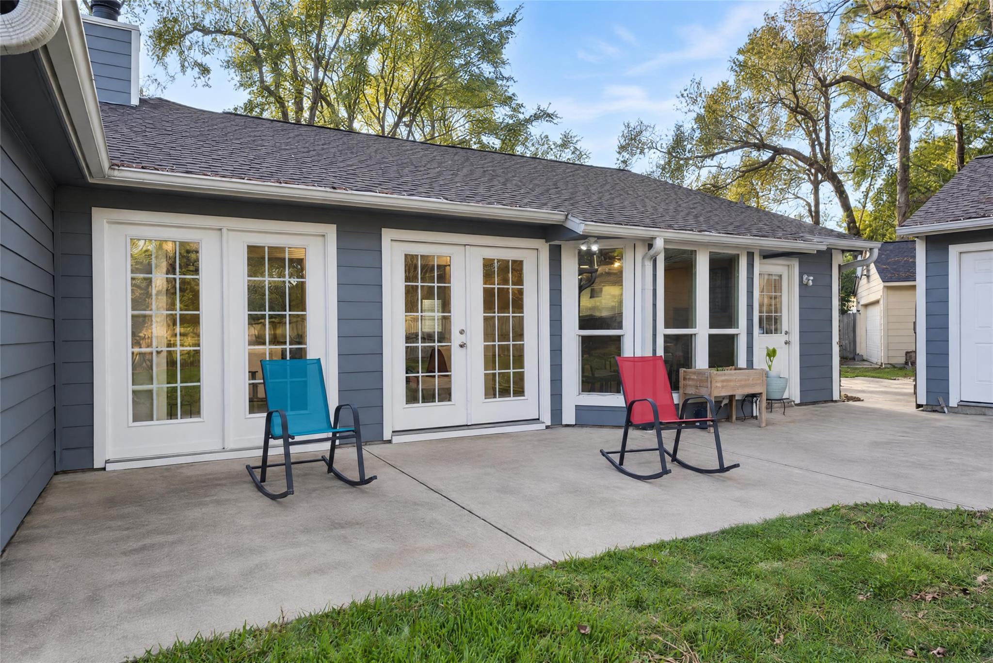 3815 Spruce Glen Drive