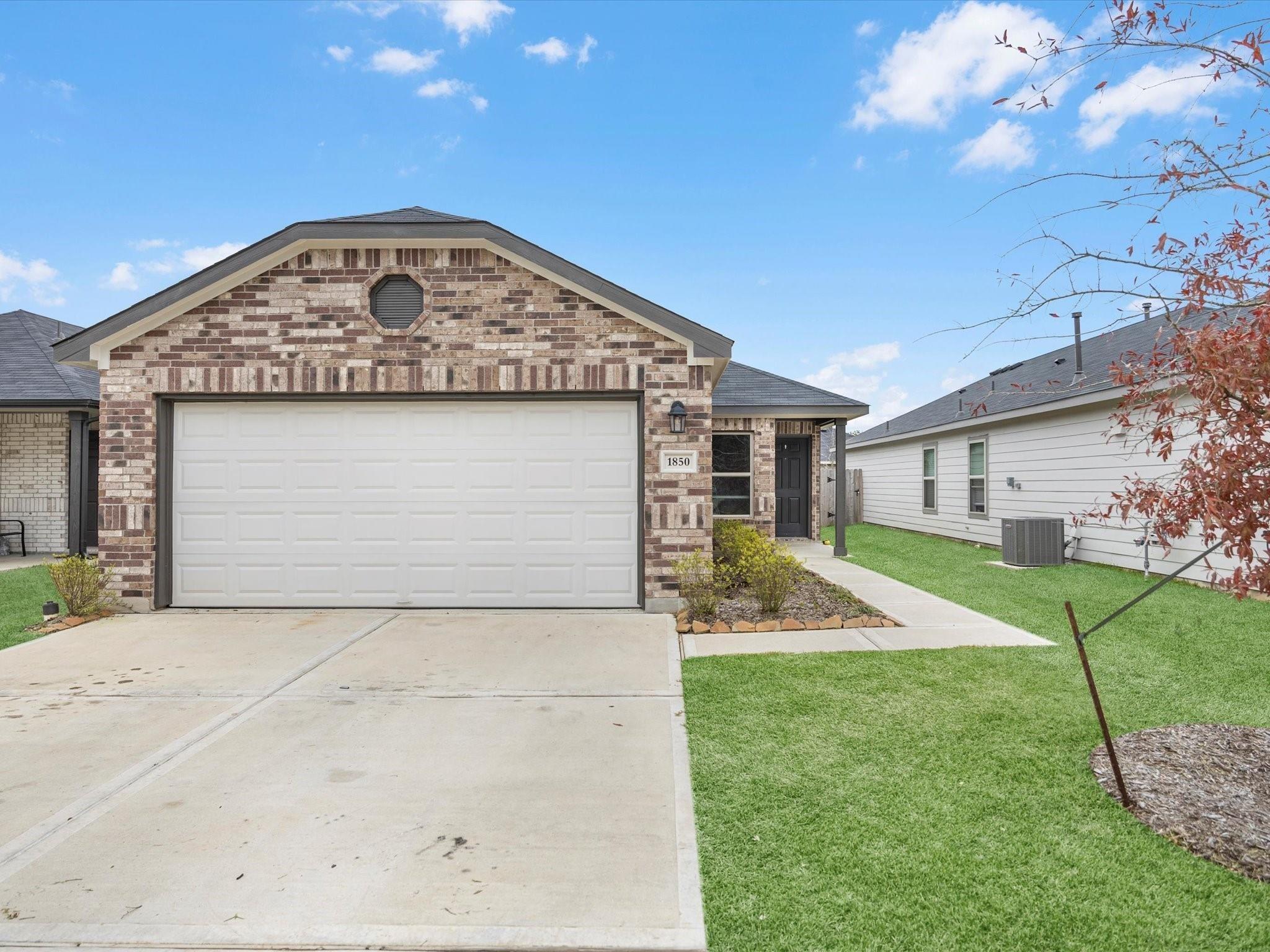 Photo 1 of 13 — 1850 Brushy Cedar Drive, Conroe, TX 77301