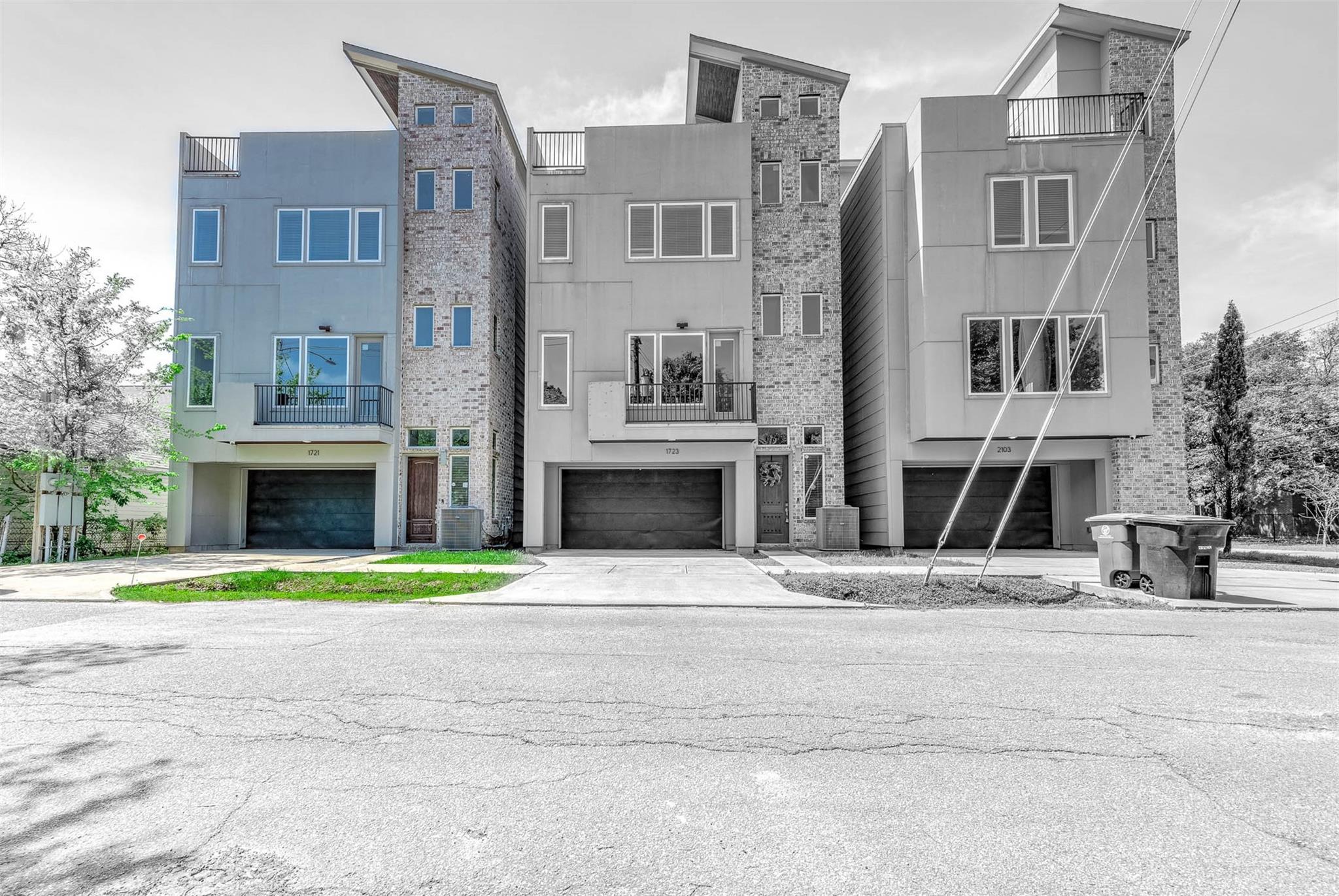 1721 Henderson Street