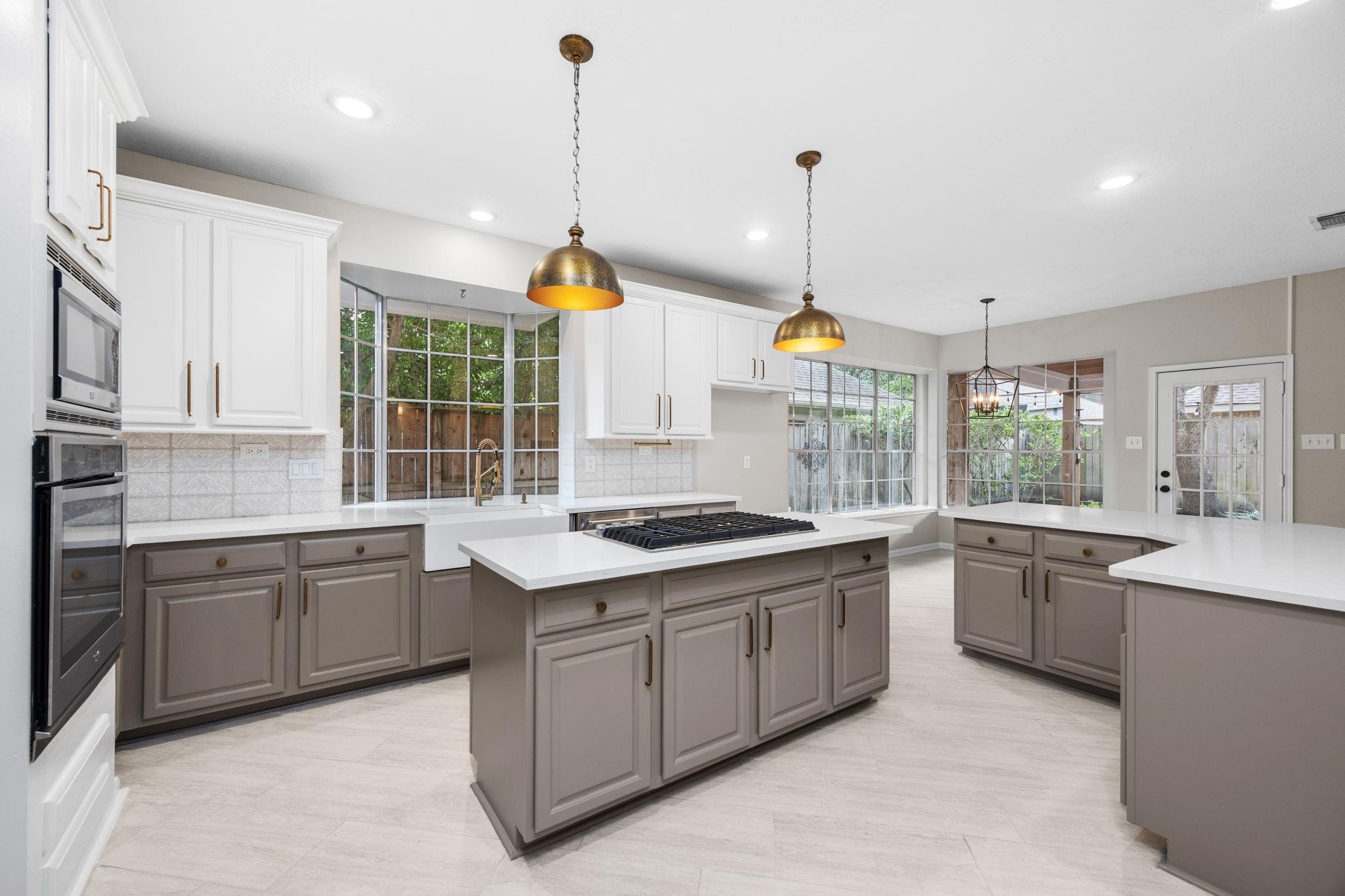 9015 Rhapsody Lane
