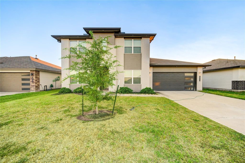 Photo of 6846 Dell Vista Drive, Richmond, TX 77469 (MLS # 24880450)