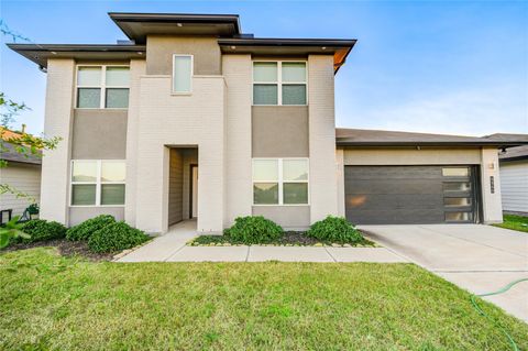 Photo of 6846 Dell Vista Drive, Richmond, TX 77469 (MLS # 24880450)