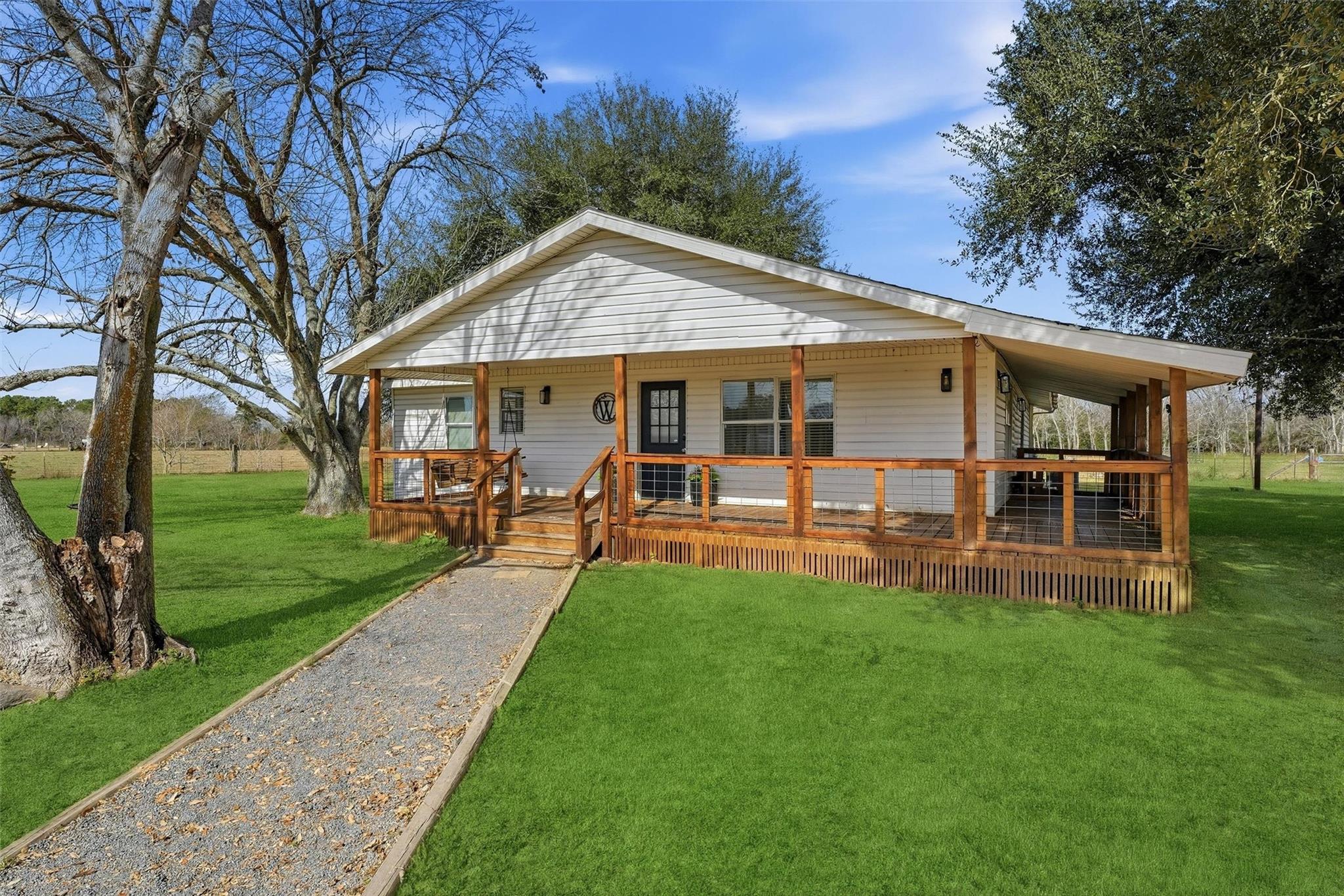 611 Reidland Road