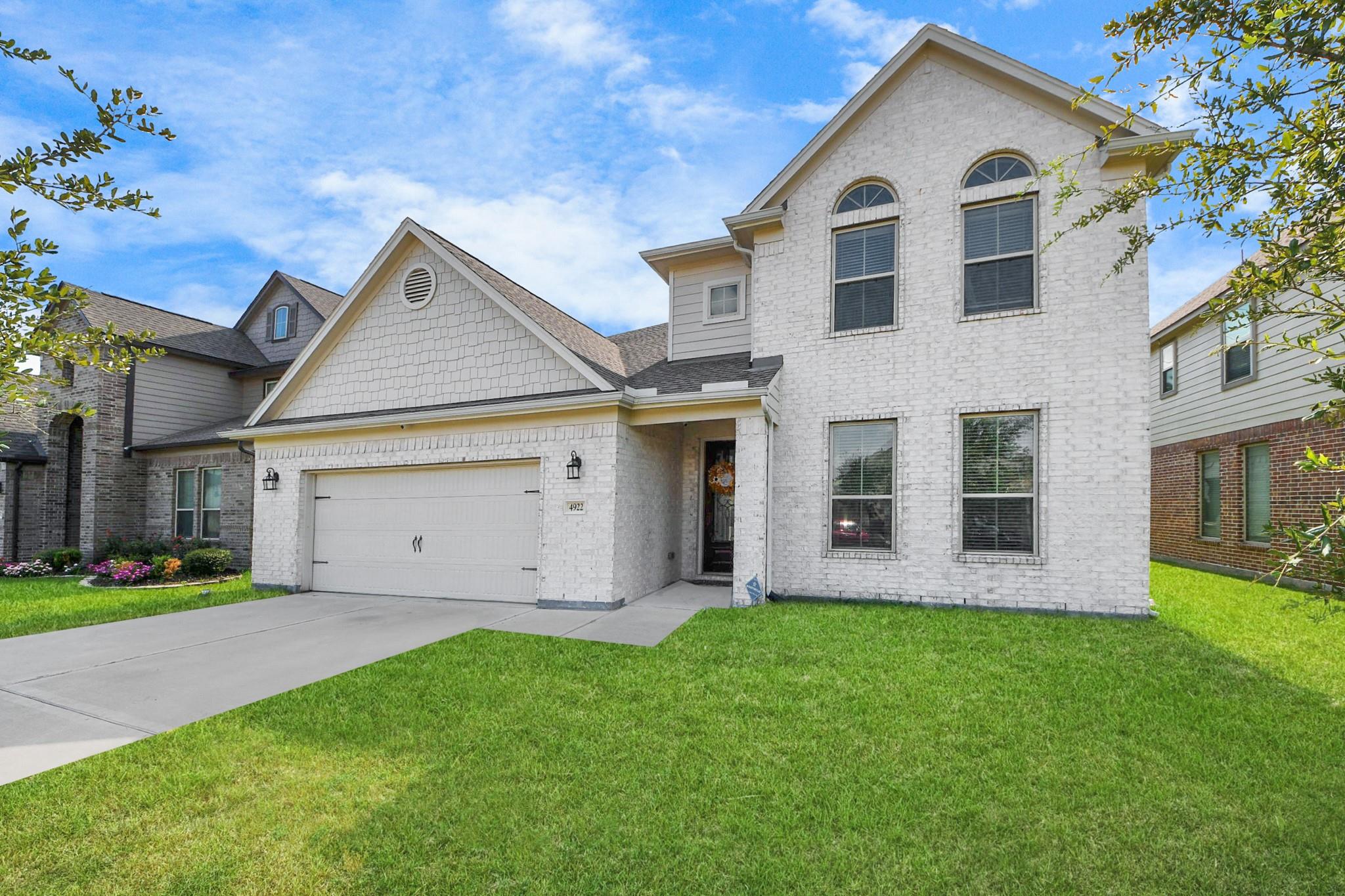 4922 Lacebark Pine Trl